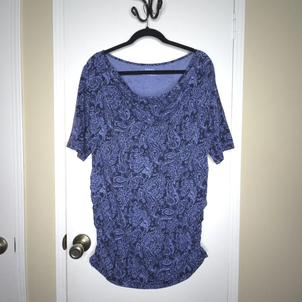 Motherhood Maternity Women's XL Short Sleeve Top Blue Paisley Round Hem
